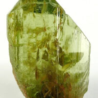 512px-Forsterite-Olivine-tmu14a-copia